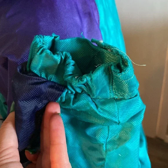 Powder Ridge, Edmonton, Technical Ski Jacket, Women’s medium - Picture 7 of 12